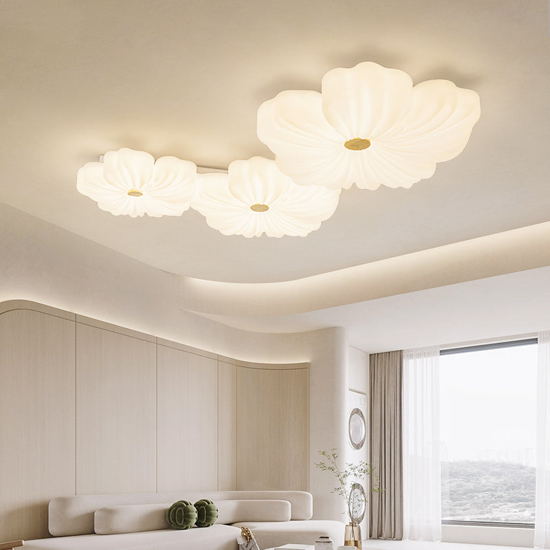 Modern White Flower Wood 3-Lap LED Ceiling Light no.9670