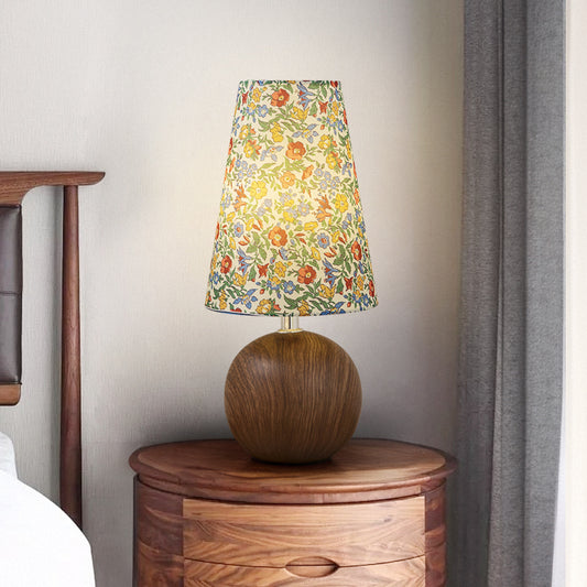 Floral pattern table lamp