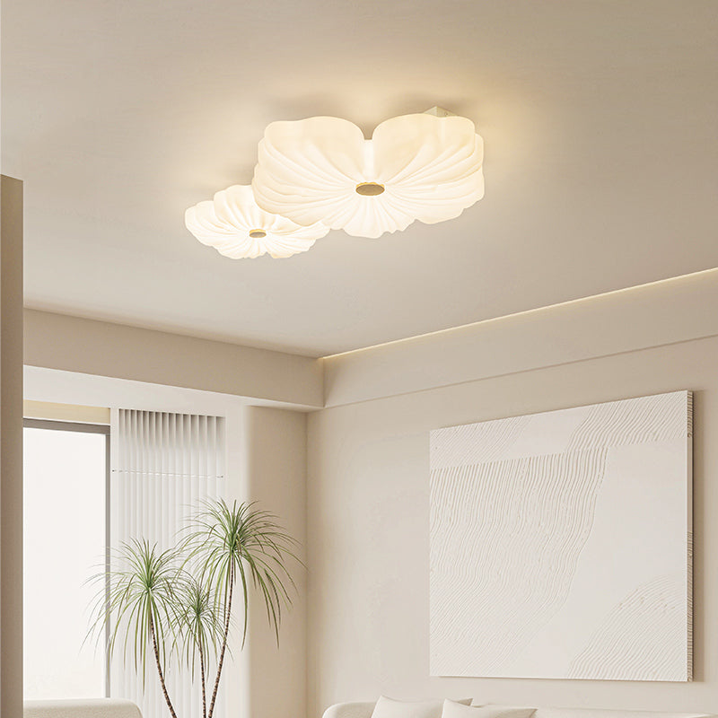 Modern White Flower Wood 3-Lap LED Ceiling Light no.9670